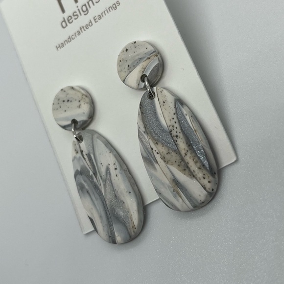 Marble Design Handmade Earrings - Picture 3 of 10